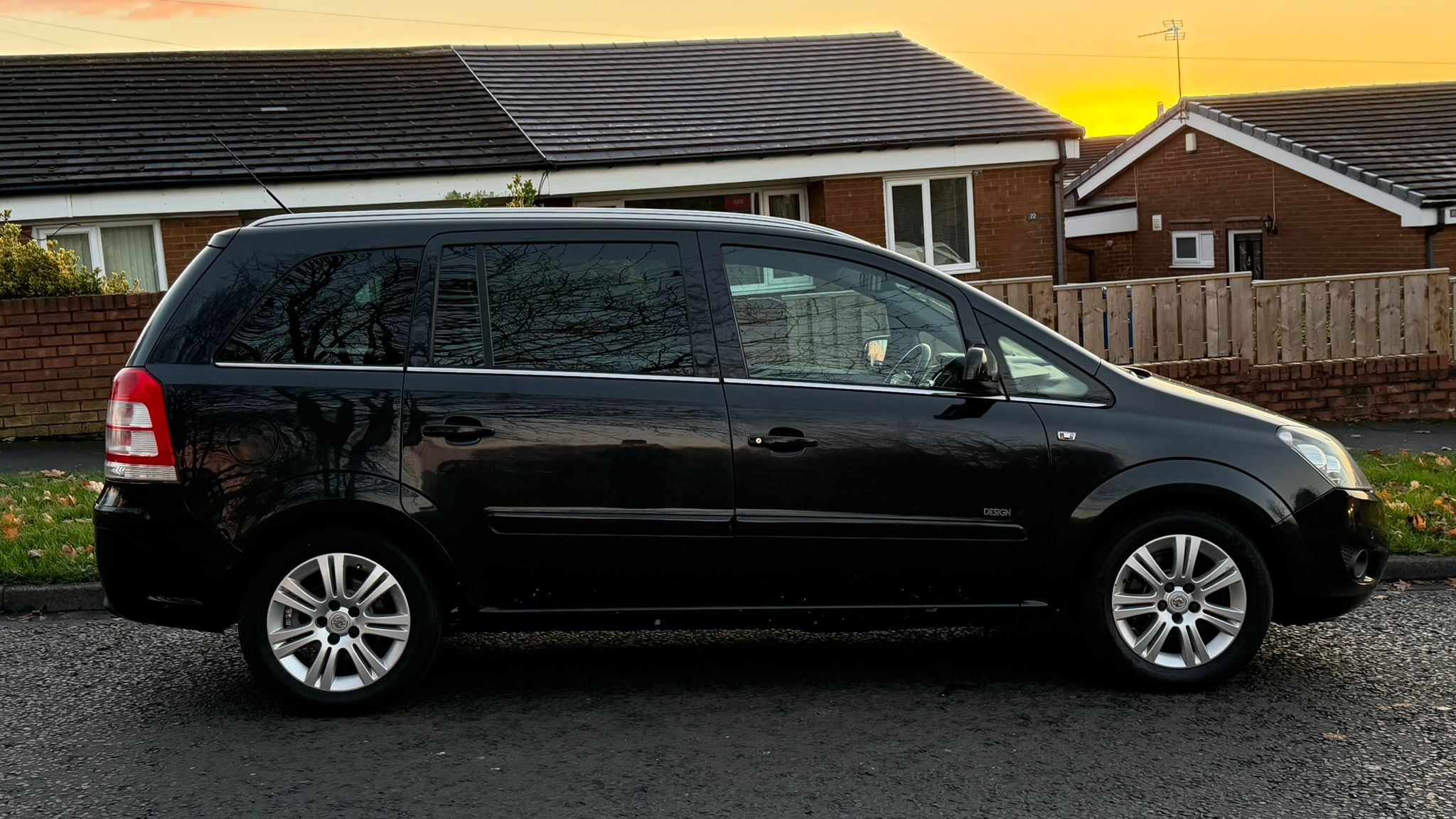Vauxhall Zafira 1.7 Diesel 2012 - Image 2