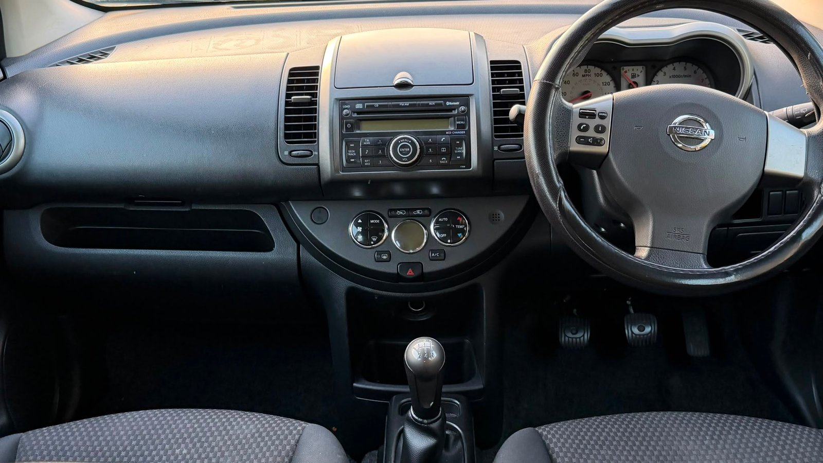 Nissan Note 1.4 Patrol β 2007 - Image 9