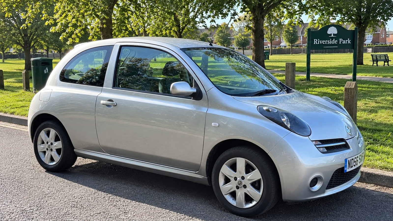 Nissan Micra Silver - 2006 - Image 2